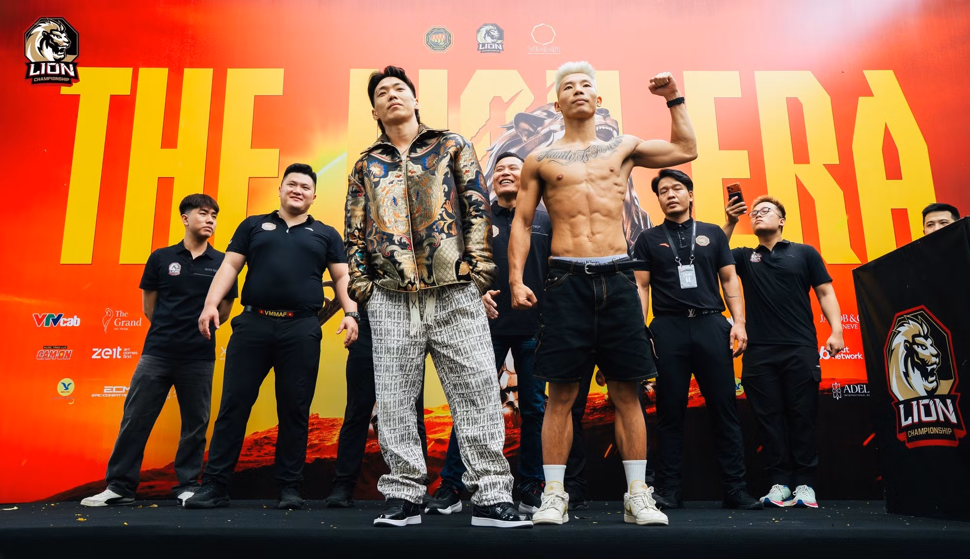Trận main event hạng 70kg hứa hẹn sẽ là cuộc chiến chiến thuật cân não giữa hai võ sĩ dày dặn kinh nghiệm.