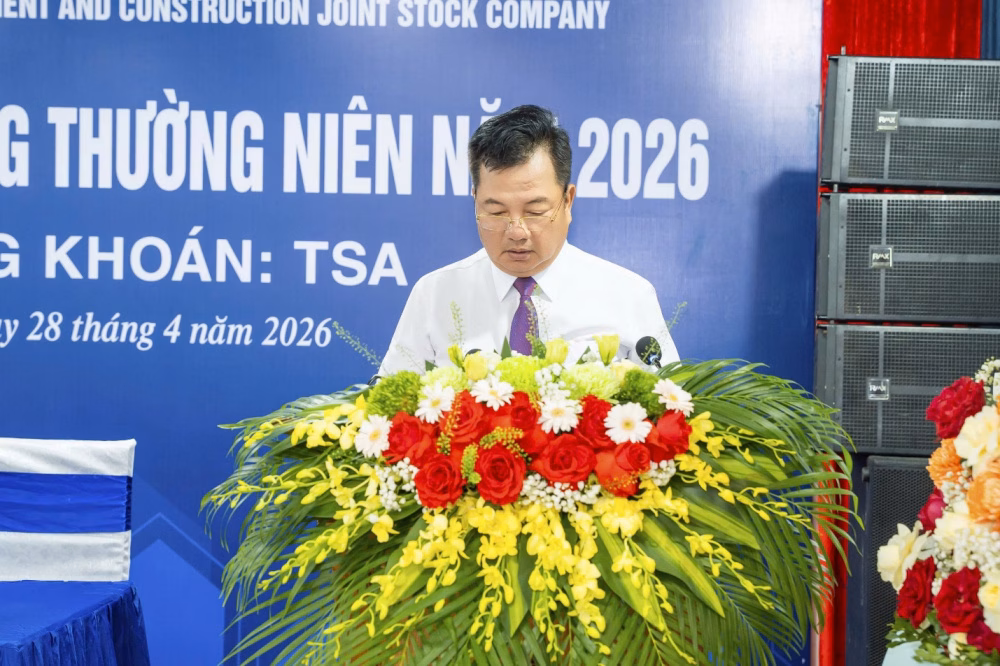 Ông Nguyễn Văn Trường – Chủ tịch HĐQT điều hành phiên họp với sự đồng thuận cao